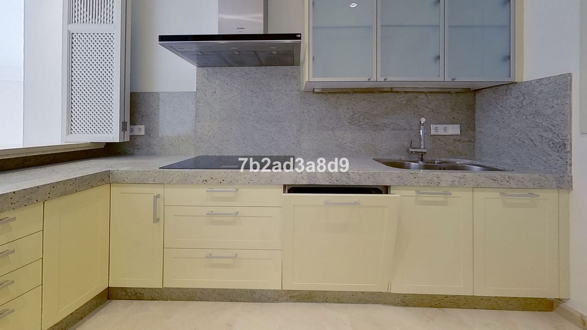 Apartament, penthouse w Los Monteros Hiszpania B C A C A D Eb Dd