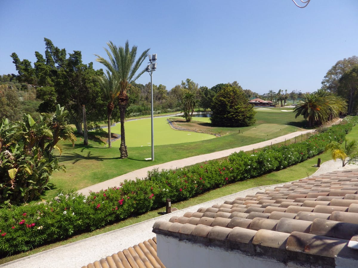House, Townhouse in Nueva Andalucía Hiszpania Bbc F D D Ef Dd A