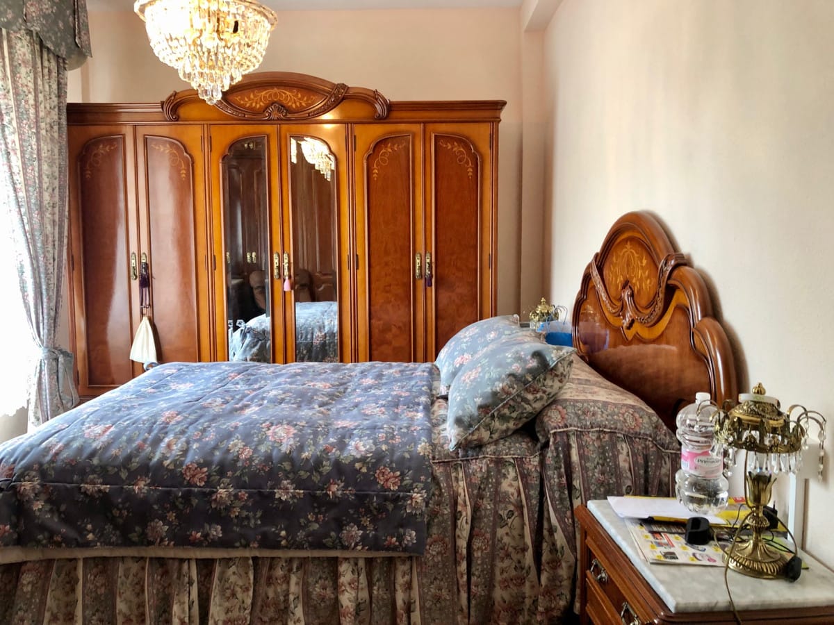Apartament, Mieszkanie na środkowym piętrze w Malaga Hiszpania Bbc F D D Ef Dd A