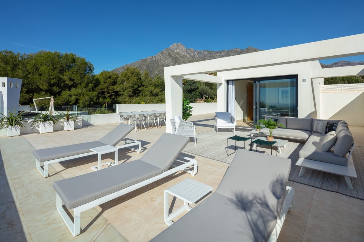 Penthouse w Sierra Blanca Hiszpania E A E Ada E A Fbccfd