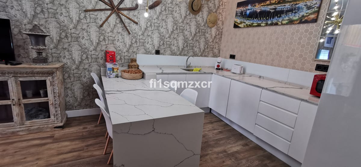 Apartament, Mieszkanie na parterze w La Carihuela Hiszpania F E Bc Ba Ac C Badec F D