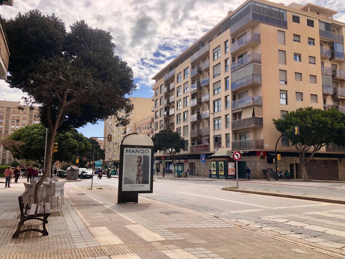 Apartament, Mieszkanie na środkowym piętrze w Malaga Hiszpania F E Bc Ba Ac C Badec F D