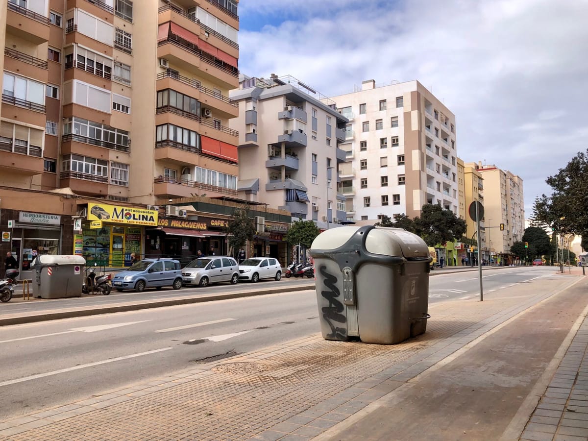 Apartament, Mieszkanie na środkowym piętrze w Malaga Hiszpania Ef A C E E Cd A B Dbf