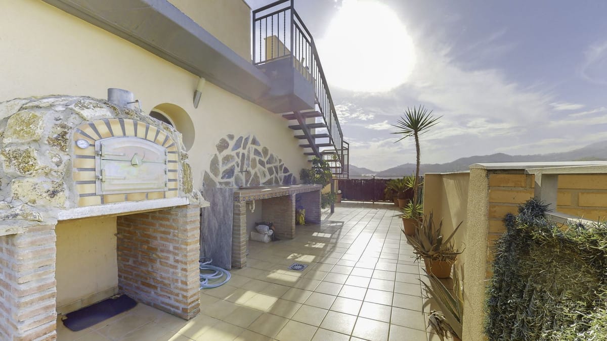 Apartament, Penthouse Duplex w Malaga Hiszpania E Ec C Ad A Dec B D