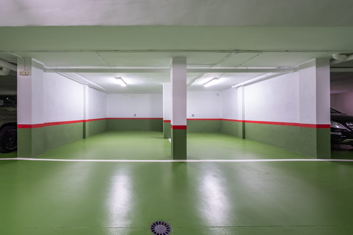 Ekskluzywne mieszkanie na parterze na The Golden Mile - Oferta sprzedaży, Hiszpania E F Ea Feef E D D D B D A