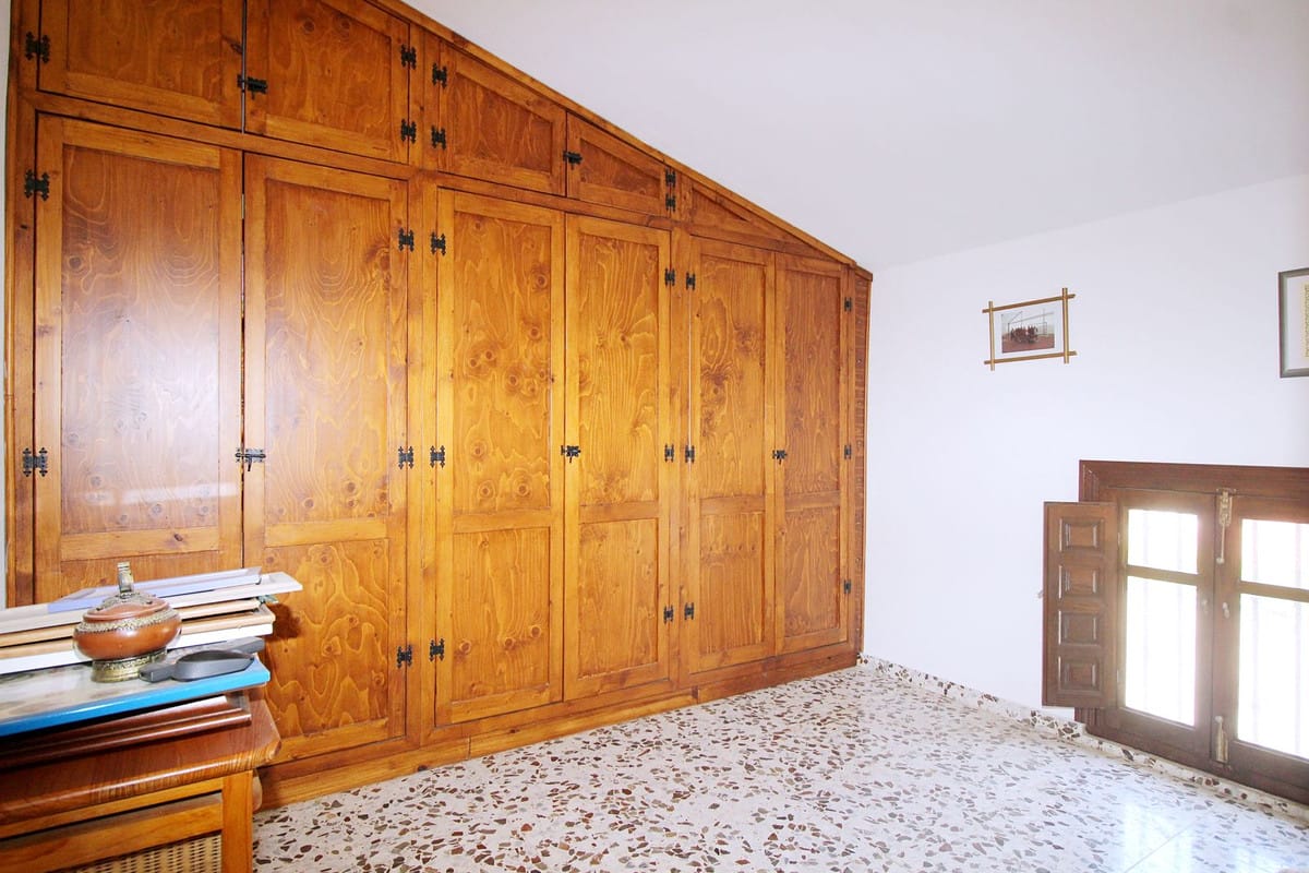 Detached Villa, House in Villafranco del Guadalhorce Hiszpania F A Fab Fce Ff B B D D D