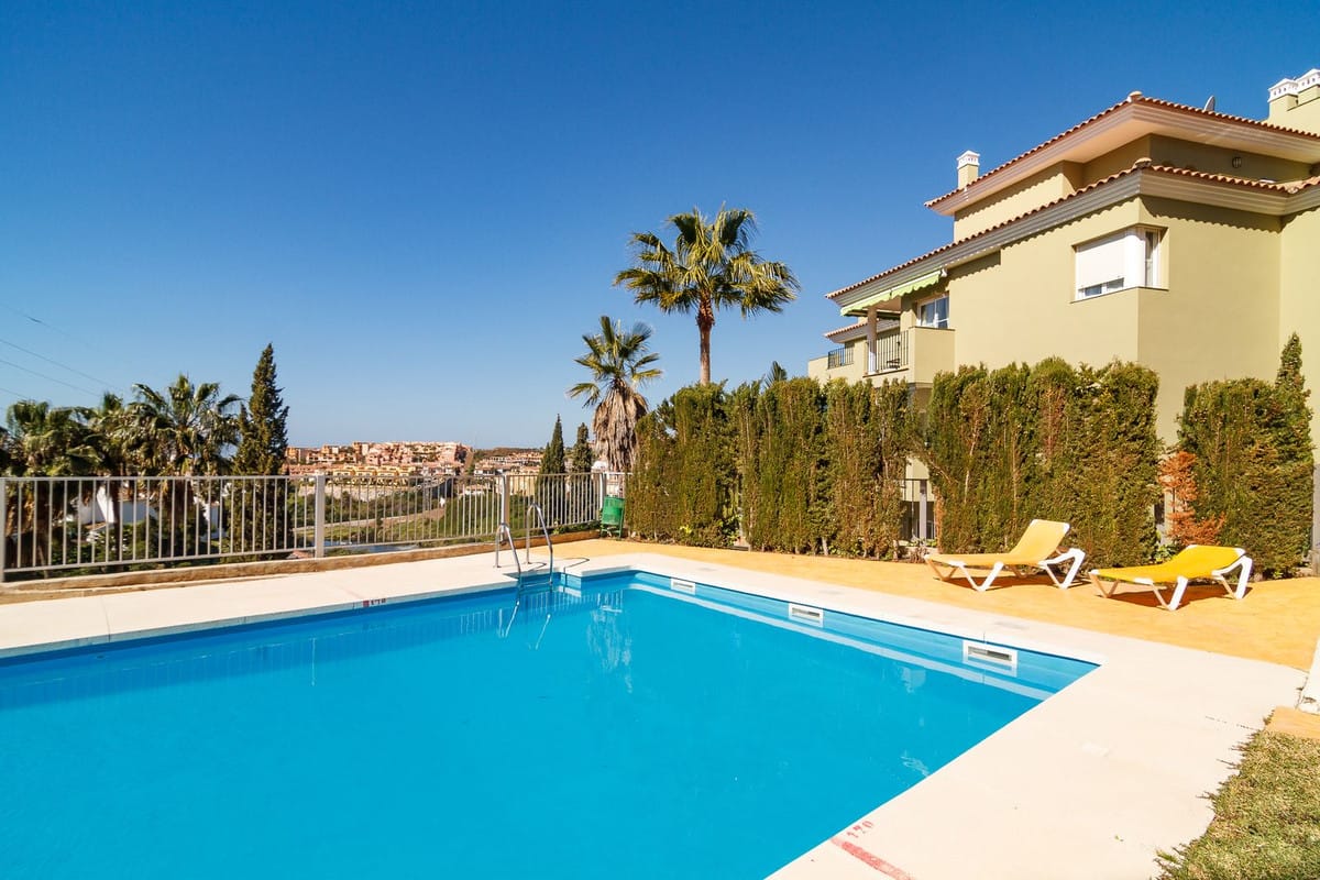 Apartament, penthouse w Riviera del Sol Hiszpania E E Eba D F Ffca