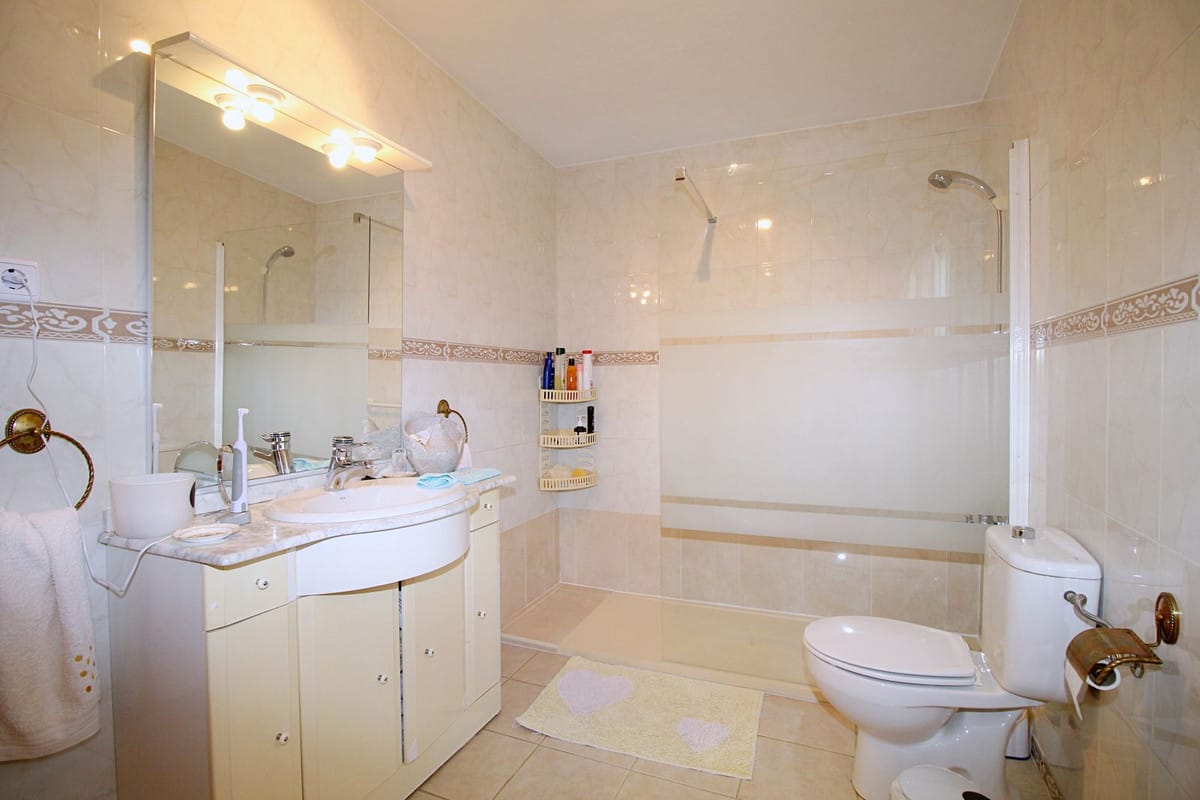 Detached Villa, House in Villafranco del Guadalhorce Hiszpania D Ba E