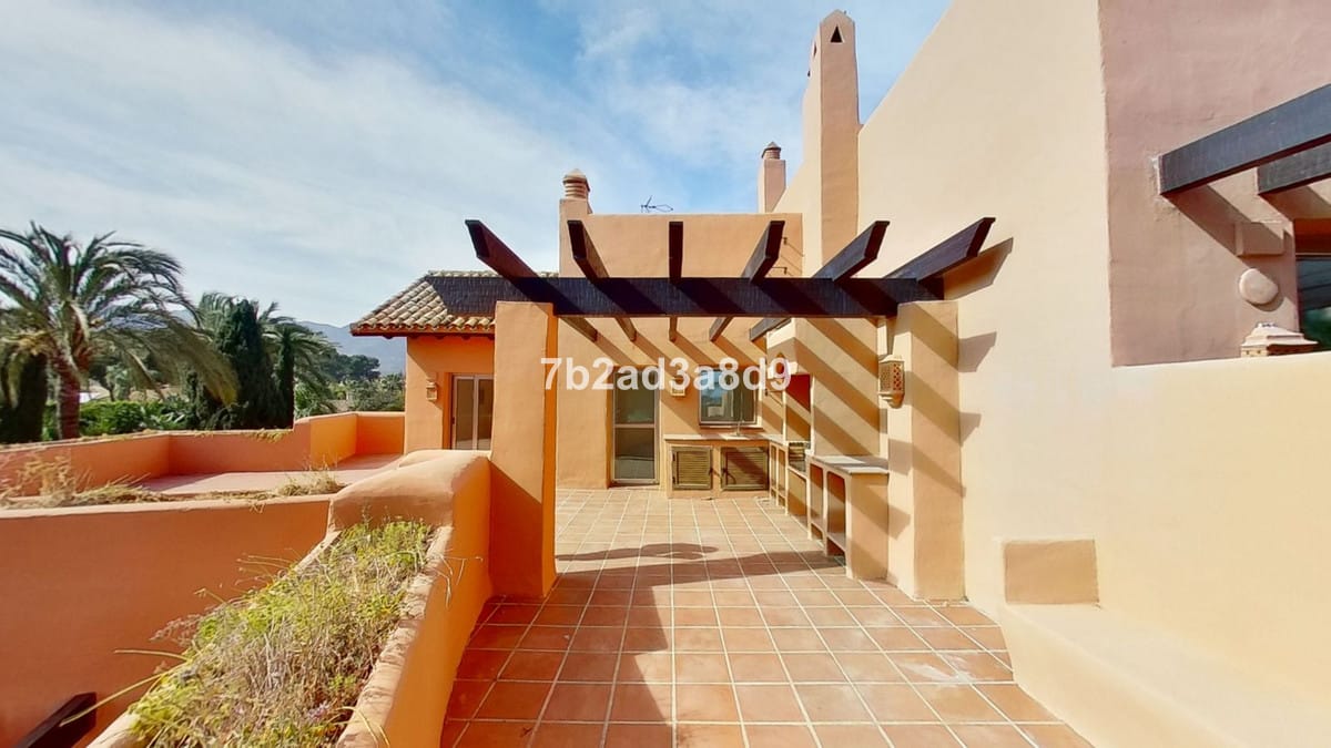 Apartament, penthouse w Los Monteros Hiszpania Be Efbbd B D F Cb C Bb