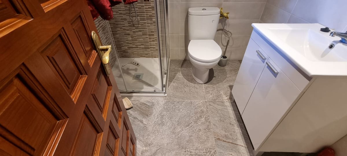 Pół bliźniaka z ogrodem w Manilvie, Hiszpania D D E Ff Cdff E Bb Bf