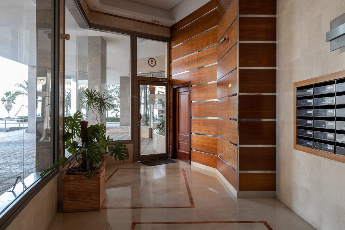 Penthouse na sprzedaż w Malaga, Hiszpania B A C C E E C F A B