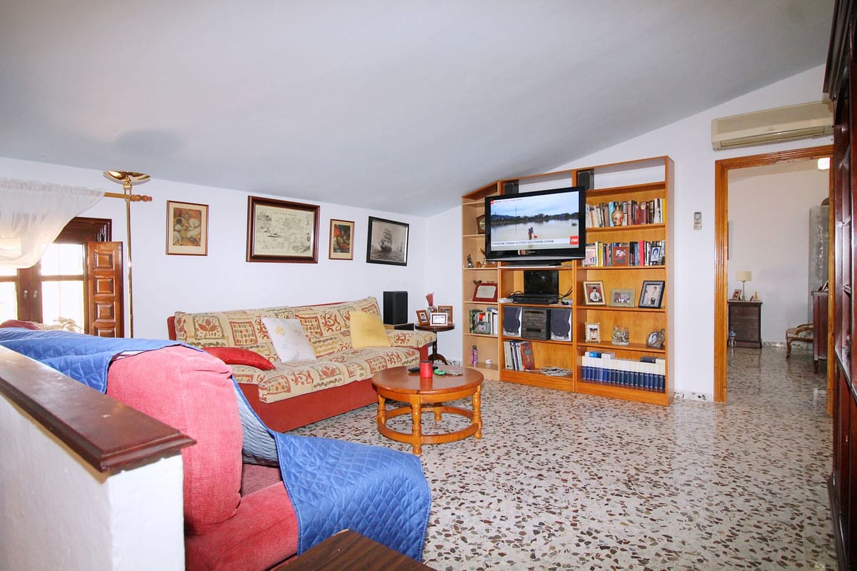 Detached Villa, House in Villafranco del Guadalhorce Hiszpania C C F Fa Aecd B B C