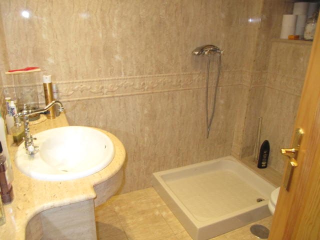Apartament, Apartament na najwyższym piętrze w Estepona Hiszpania C C F Fa Aecd B B C