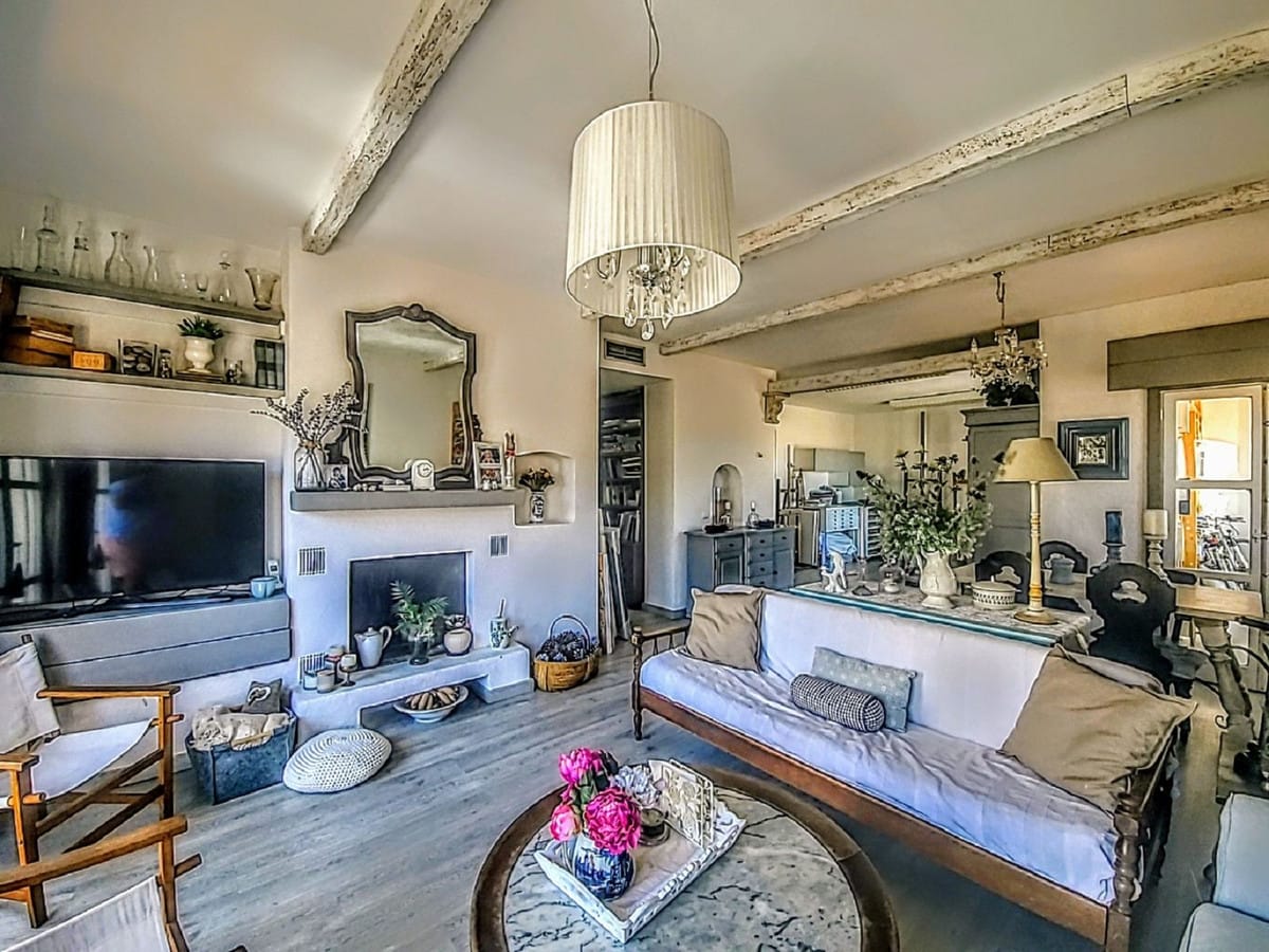 Apartament na środkowym piętrze w Puerto Banús, Hiszpania do sprzedania C C F Fa Aecd B B C