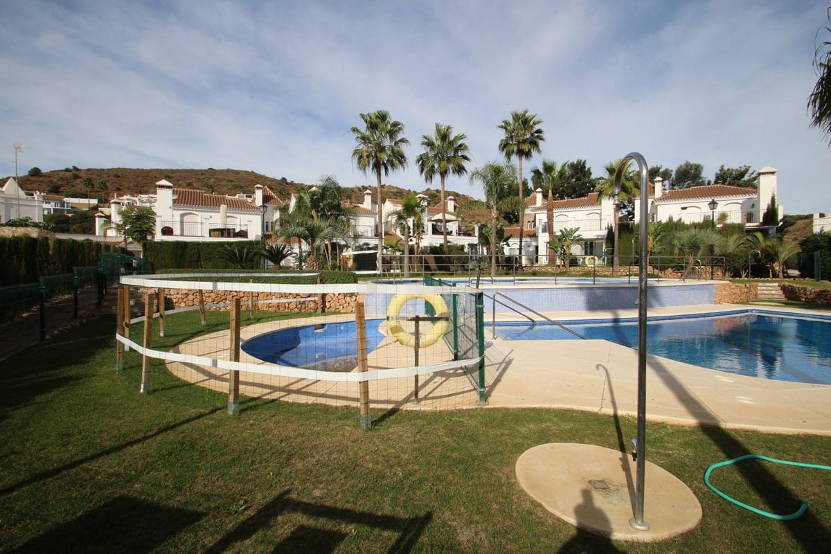 House, Semi, Detached House in Riviera del Sol Hiszpania C C F Fa Aecd B B C