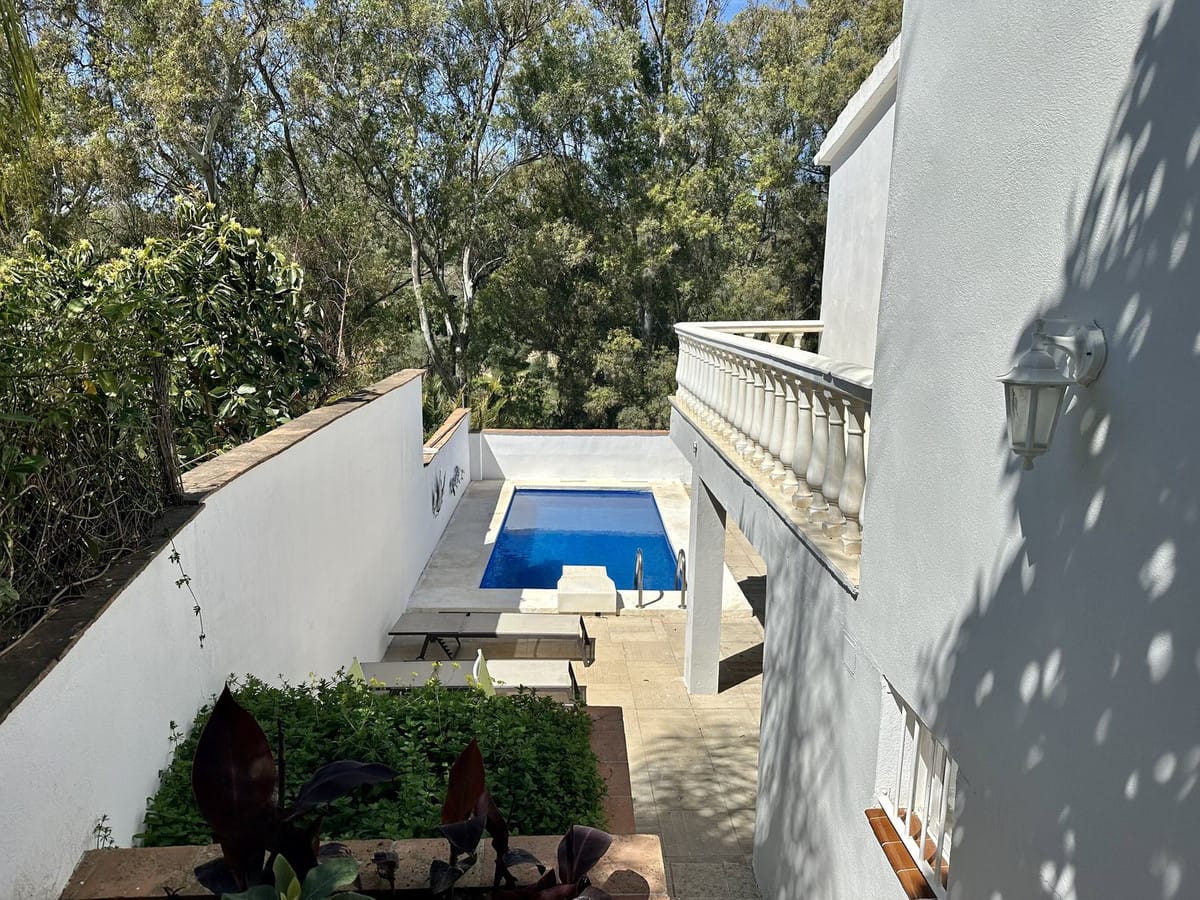 Urokliwa willa w El Rosario - Oferta sprzedaży, Hiszpania C C F Fa Aecd B B C