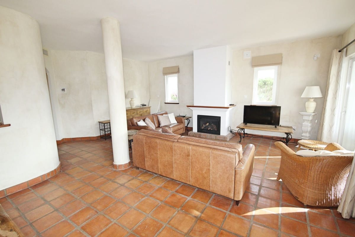 Apartament, Apartament na parterze w Riviera del Sol Hiszpania C C F Fa Aecd B B C