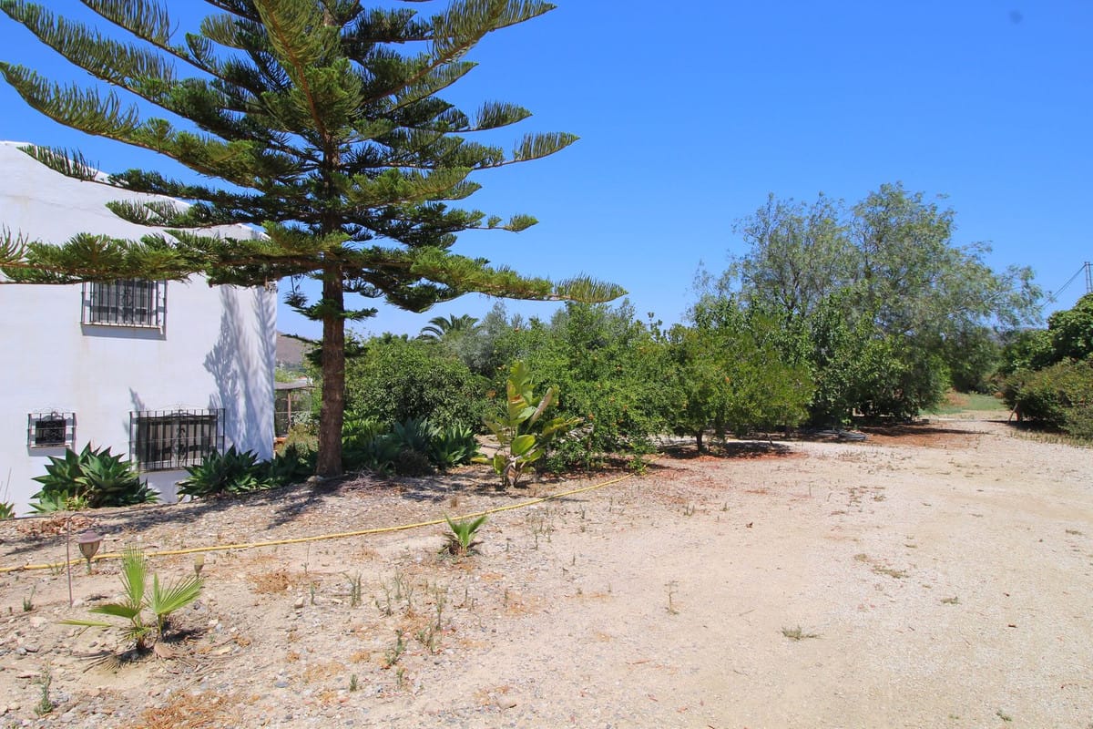 Detached Villa, House in Villafranco del Guadalhorce Hiszpania F C A C C Ff Cc C