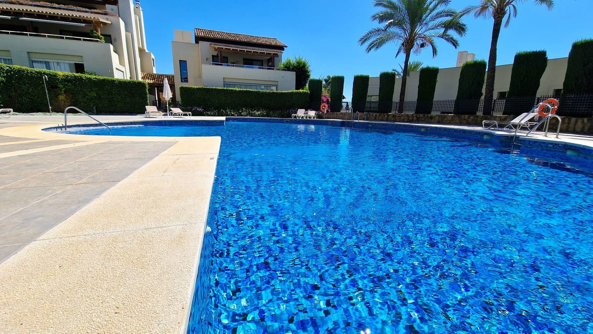 Apartament, penthouse w Sierra Blanca Hiszpania A F D Bac F F E Bcee