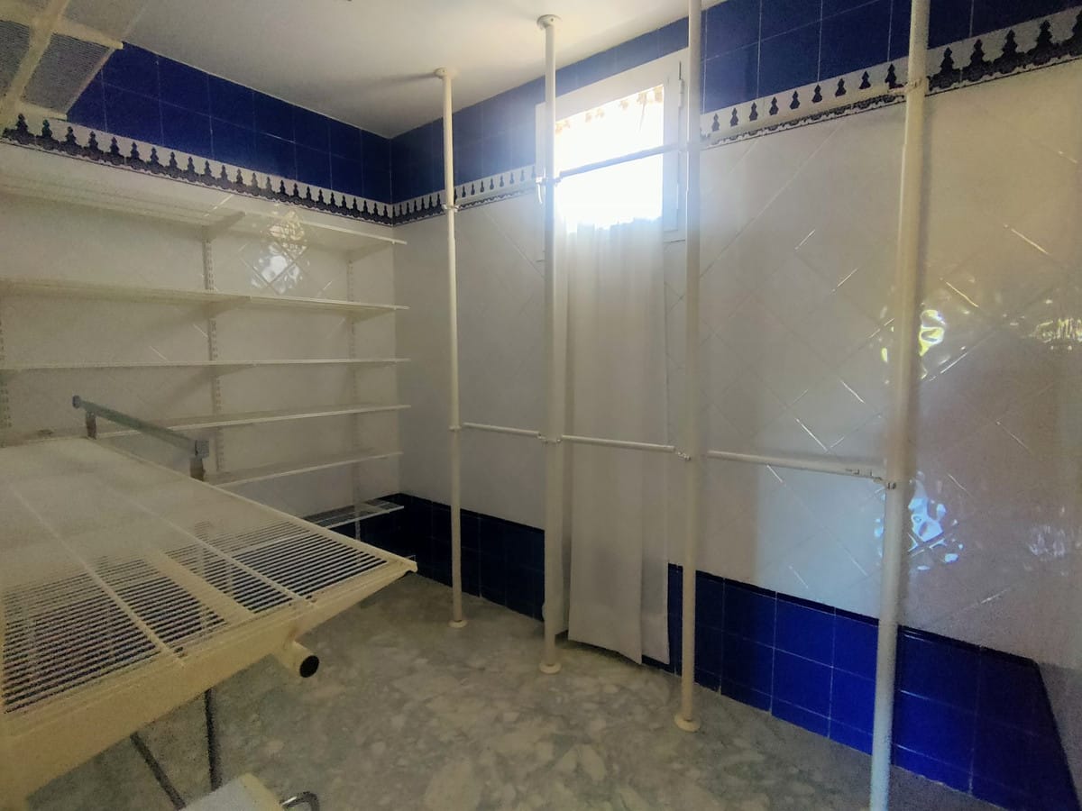 Apartament, Penthouse Duplex w Guadalmina Baja Hiszpania A D Da E D B Ba