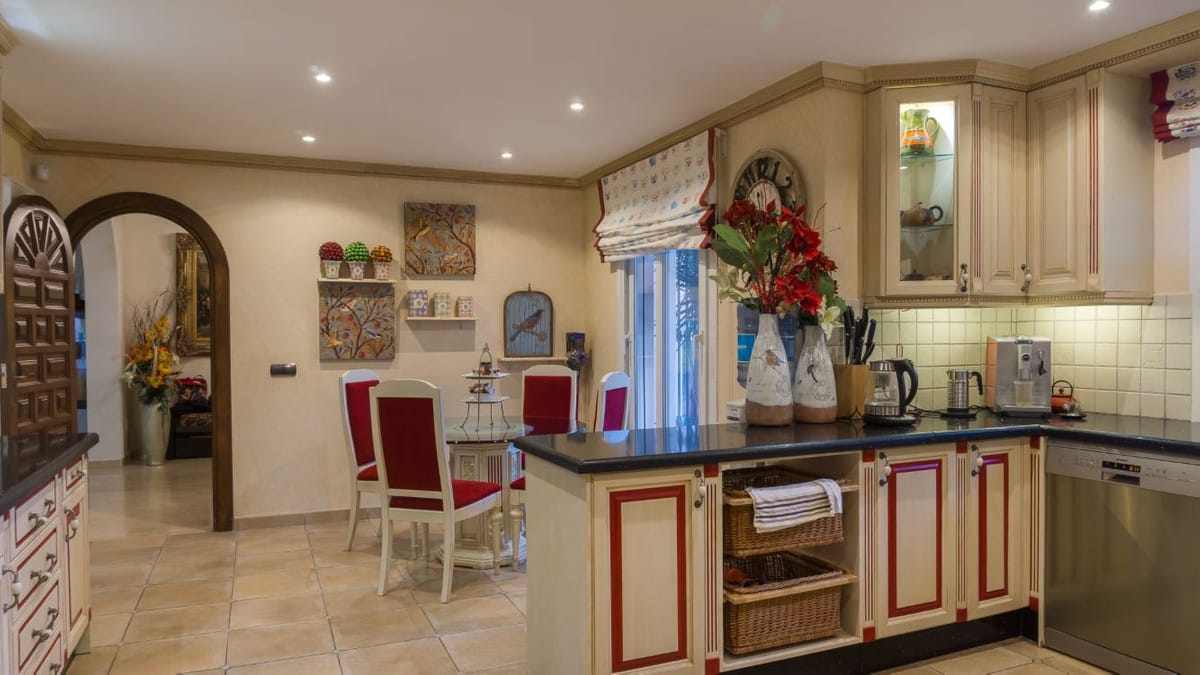Detached Villa, House in Hacienda Las Chapas Hiszpania Ad Cbd Be C A Ef