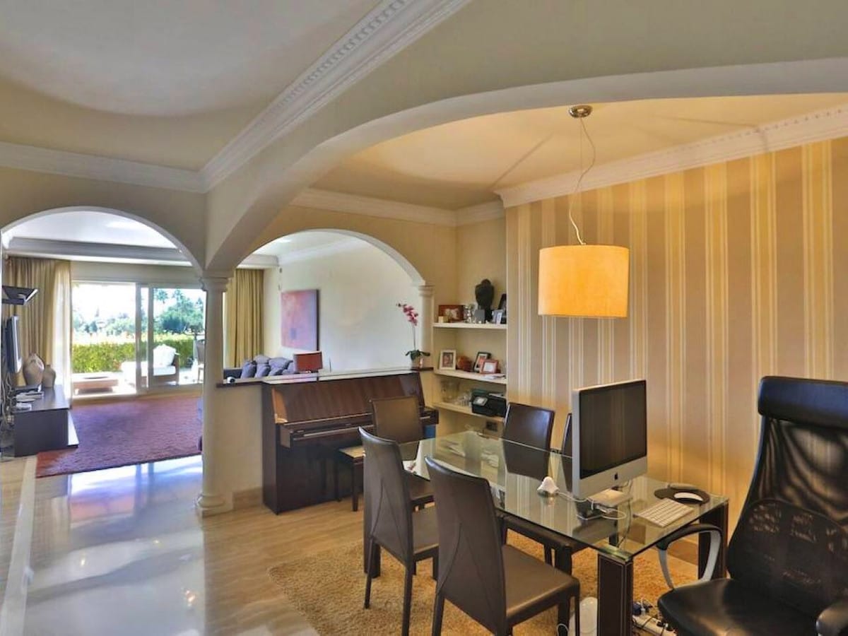 Apartament, Apartament na parterze w Sierra Blanca Hiszpania Ad Cbd Be C A Ef