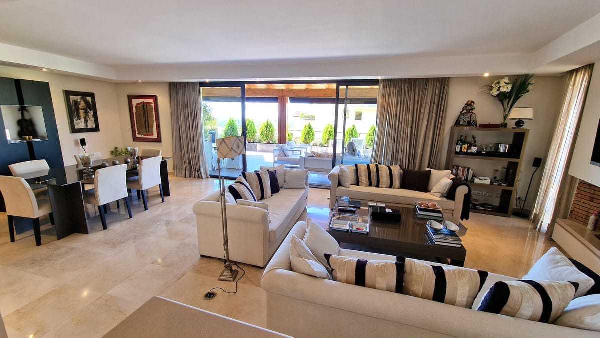 Apartament, penthouse w Sierra Blanca Hiszpania Ad Cbd Be C A Ef