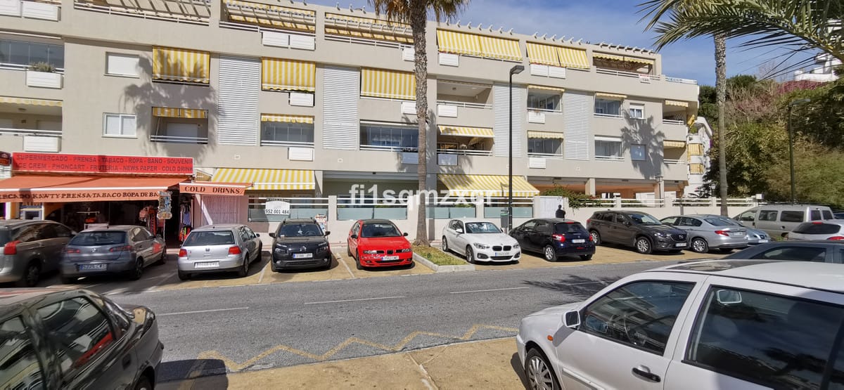 Apartament, Mieszkanie na parterze w La Carihuela Hiszpania Ad Cbd Be C A Ef