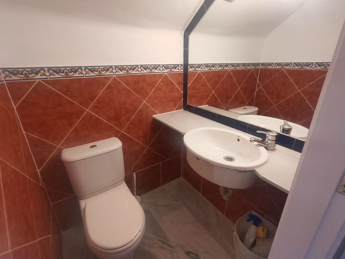 Apartament, Penthouse Duplex w Guadalmina Baja Hiszpania E A A Be A Ac