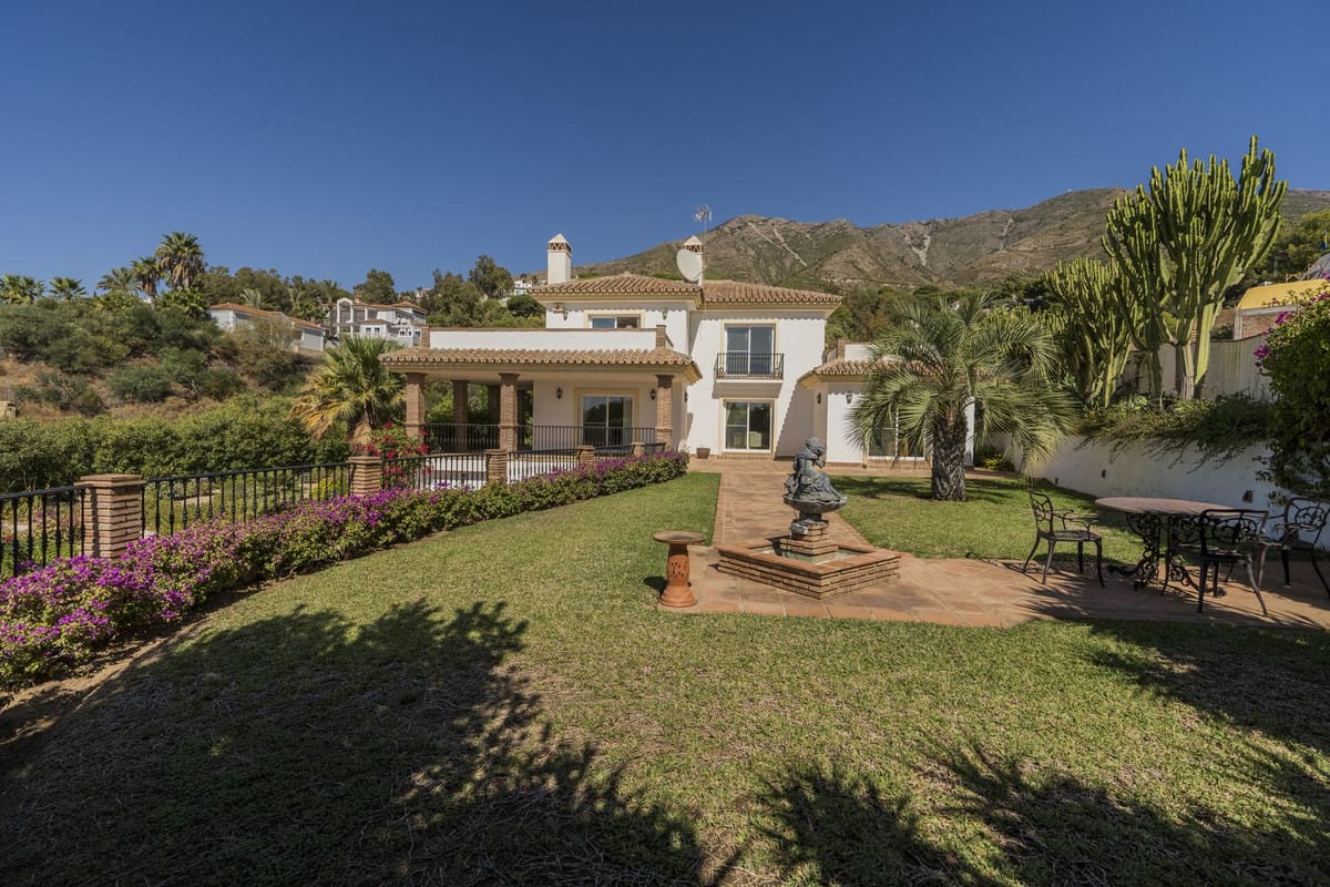 Detached Villa, House in Valtocado Hiszpania Cba C F C E B Ecd D