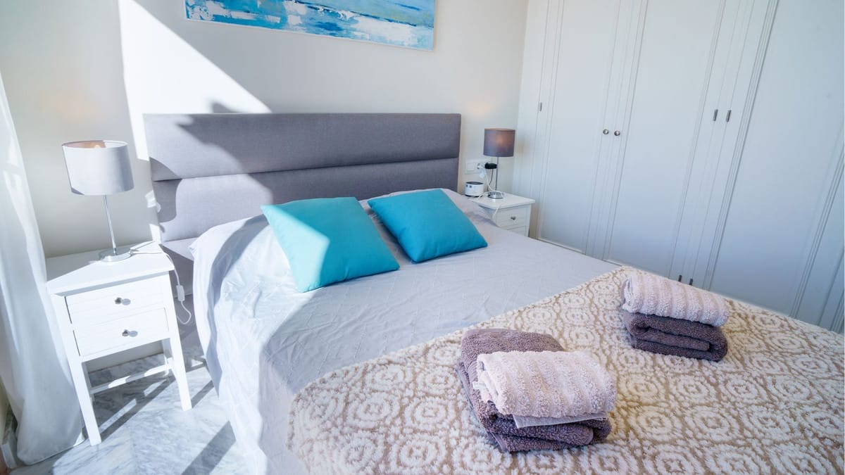 Apartament, Penthouse Duplex w The Golden Mile Hiszpania D A F E B B B B C Ab