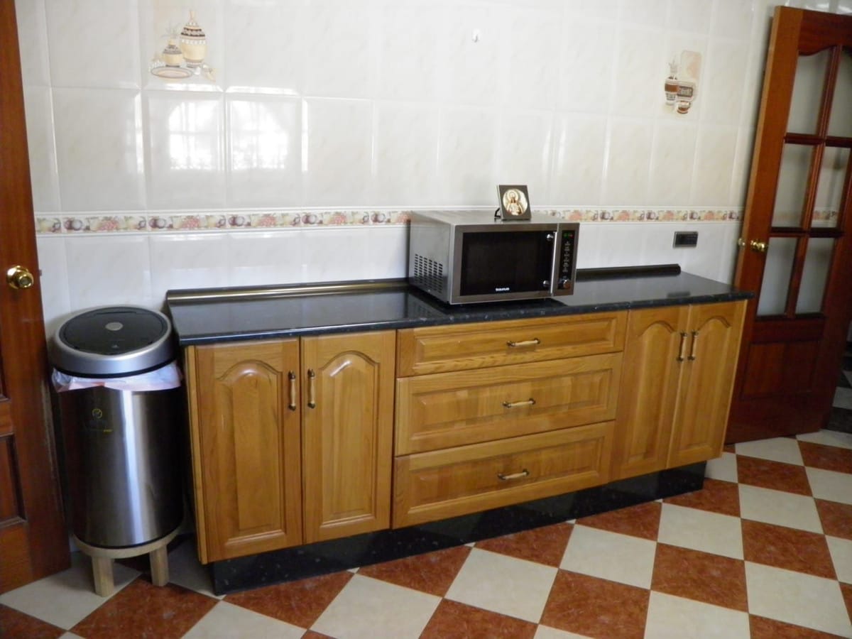 Apartament na sprzedaż w Puerto Banús, Hiszpania E Bcc C D Ce Beb C A