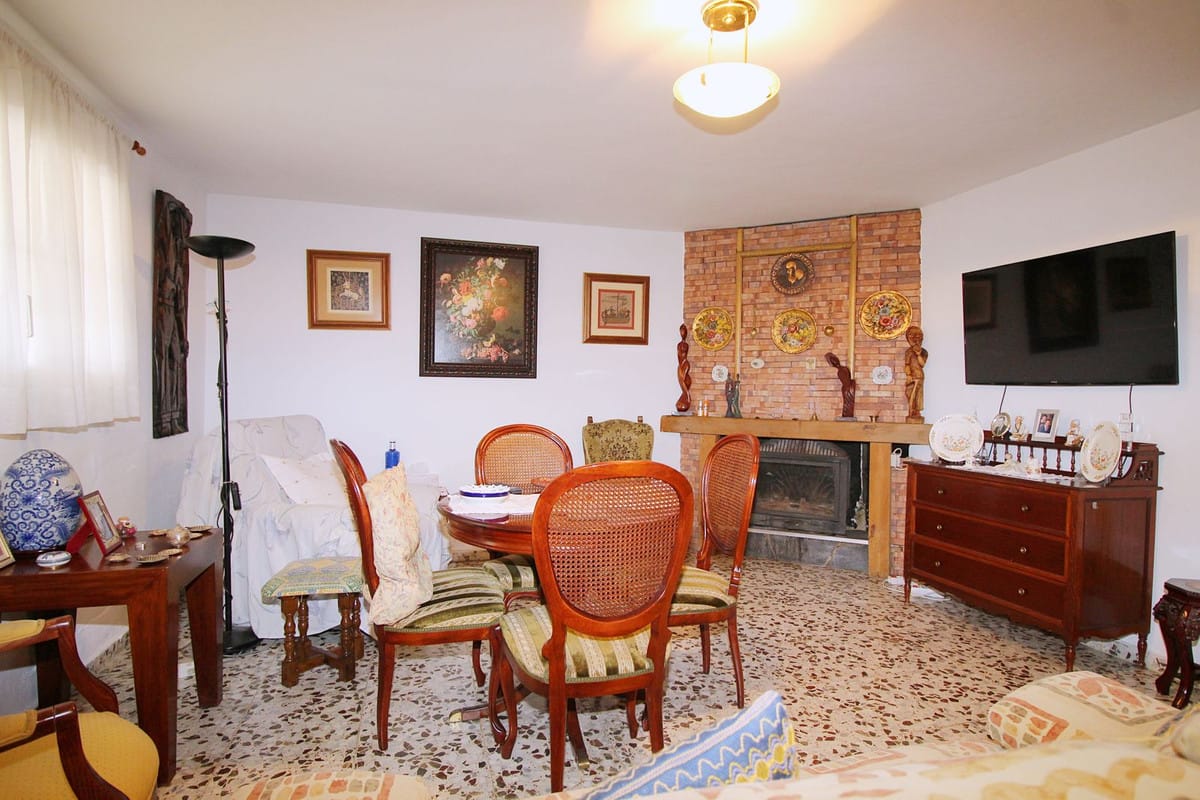 Detached Villa, House in Villafranco del Guadalhorce Hiszpania E Bcc C D Ce Beb C A