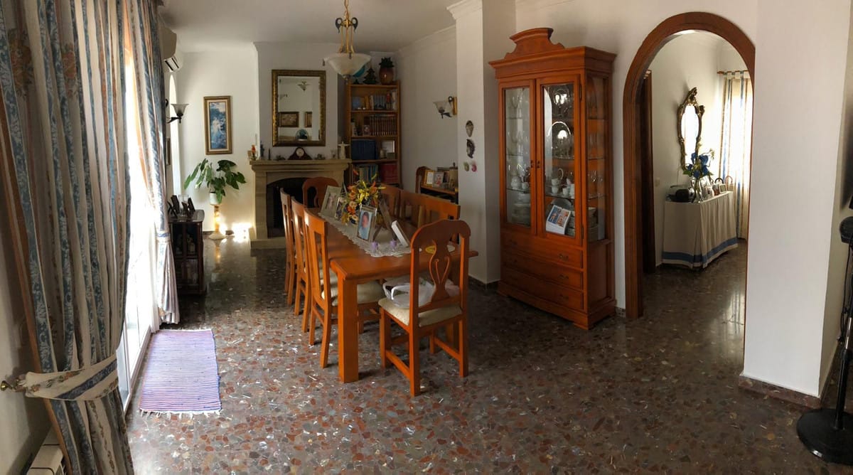 Wyjątkowy dom dostępny w Estepona, Hiszpania E Bcc C D Ce Beb C A