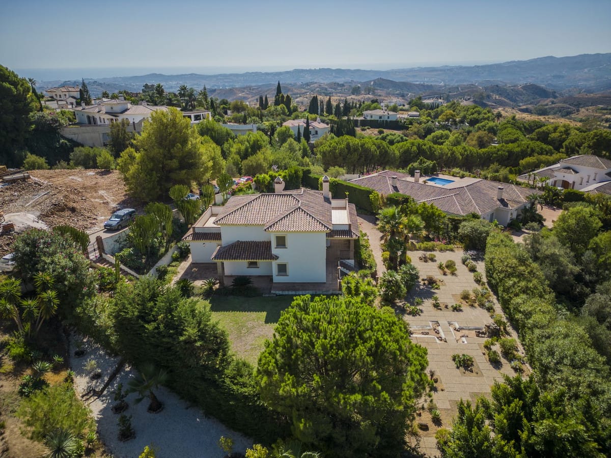 Detached Villa, House in Valtocado Hiszpania E Bcc C D Ce Beb C A