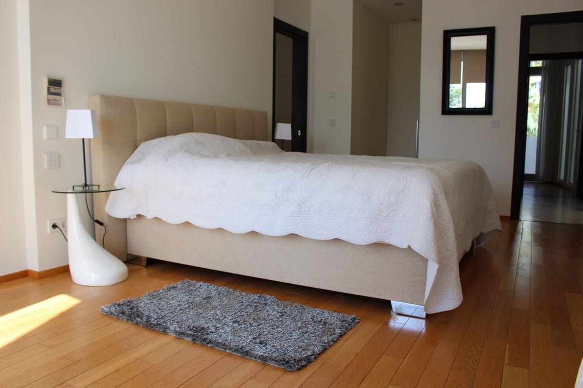 House, Semi, Detached House in Sierra Blanca Hiszpania E Bcc C D Ce Beb C A