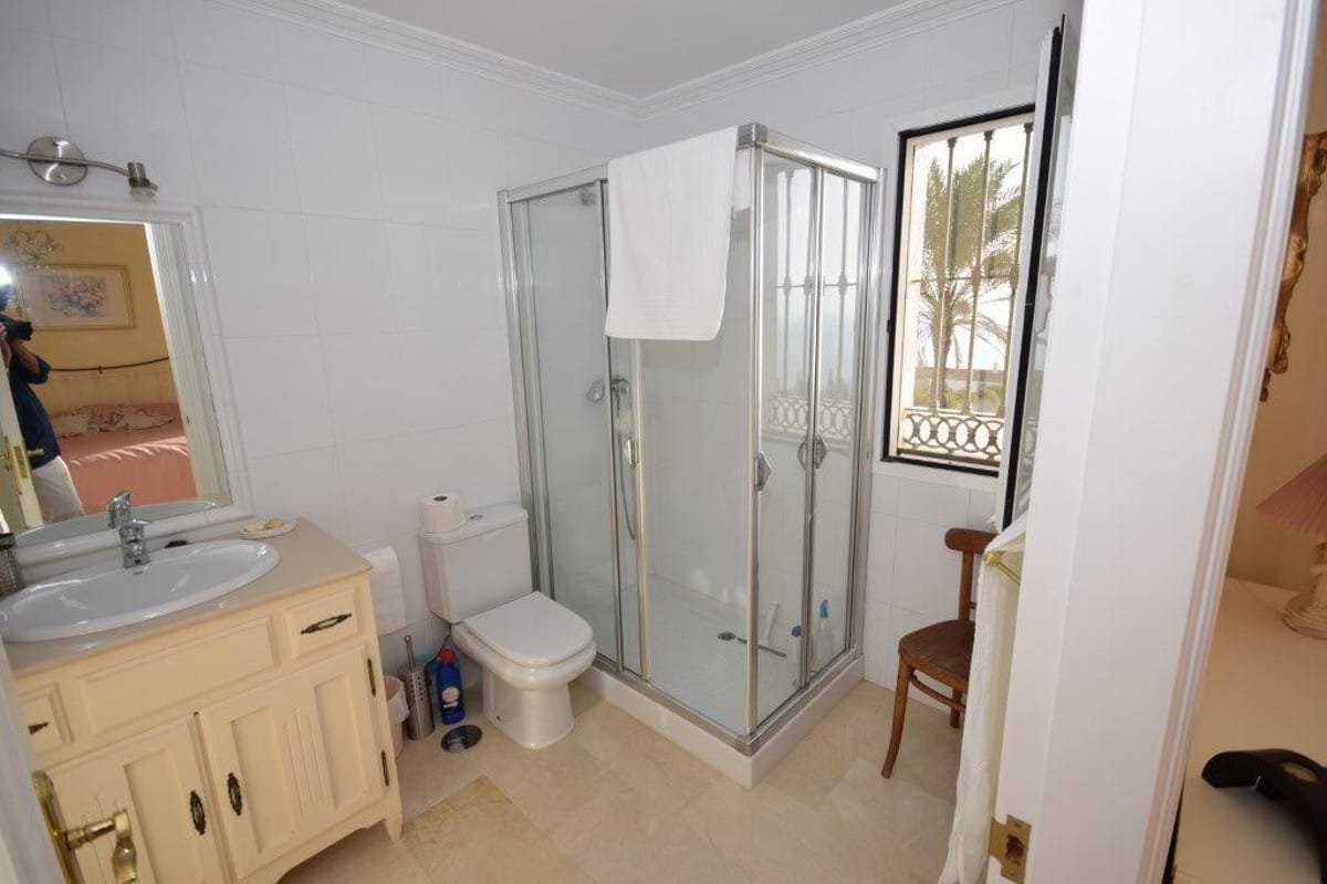 Detached Villa, House in Manilva Hiszpania E Bcc C D Ce Beb C A