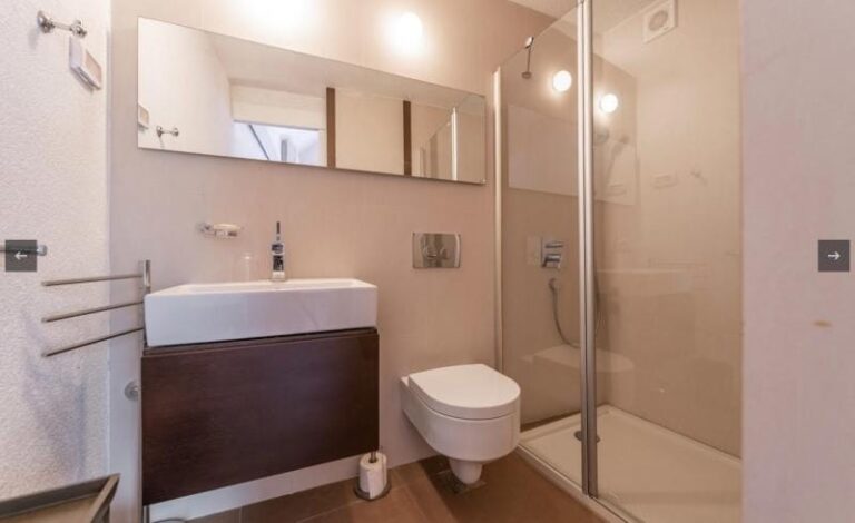 Urocza kamienna willa w pierwszej linii do morza, Kotor Czarnogóra E B E Agency Accessmontenegro Img M W I T U Bathroom