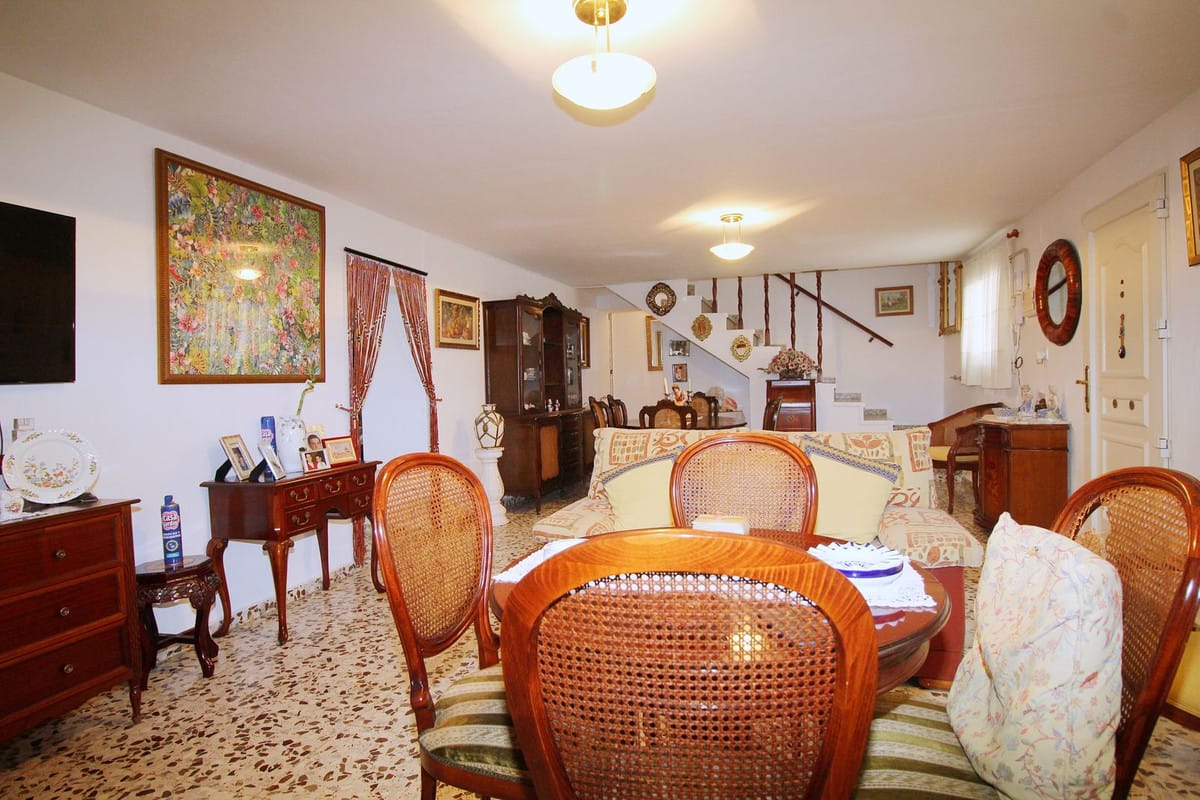 Detached Villa, House in Villafranco del Guadalhorce Hiszpania Aa Cc B C Bb Af Cd