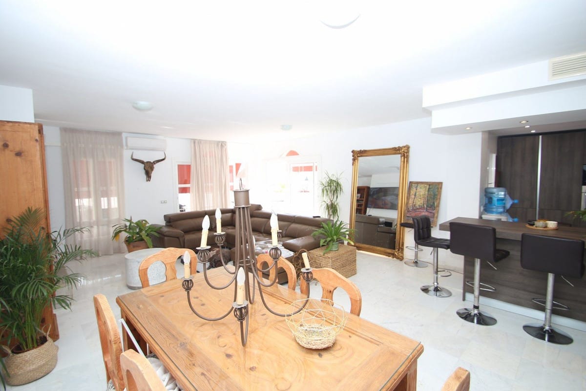 House, Semi, Detached House in Riviera del Sol Hiszpania Aa Cc B C Bb Af Cd