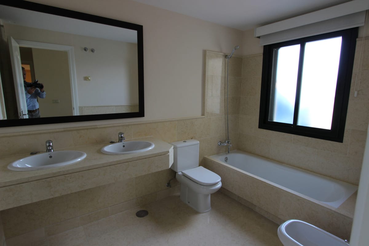 Penthouse w Benahavís, Hiszpania na sprzedaż Aa Cc B C Bb Af Cd