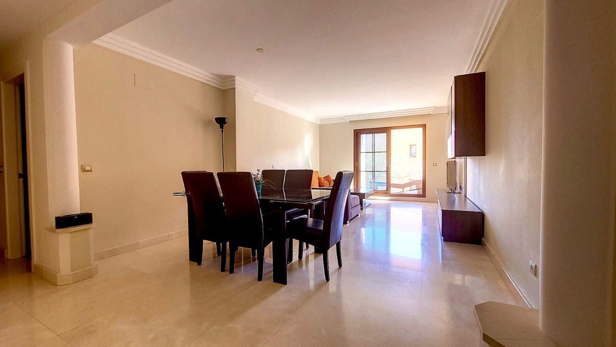 Benahavís: Oferta sprzedaży apartamentu na parterze, Hiszpania E A Bba E Ac Aca B Cdf
