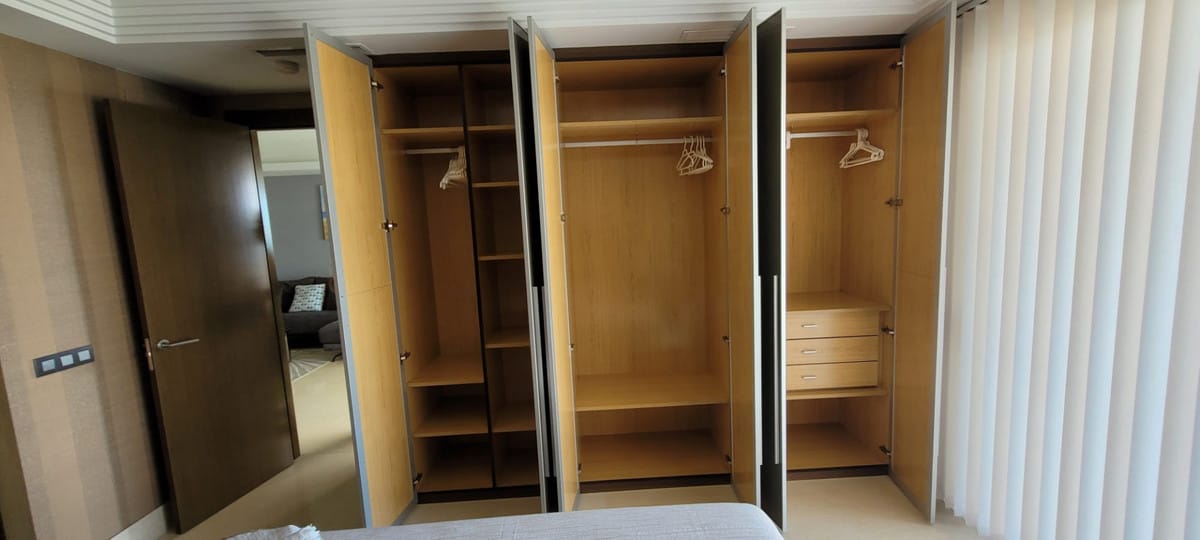 Nowoczesne mieszkanie na środkowym piętrze w Benahavís - Oferta sprzedaży, Hiszpania E A Bba E Ac Aca B Cdf