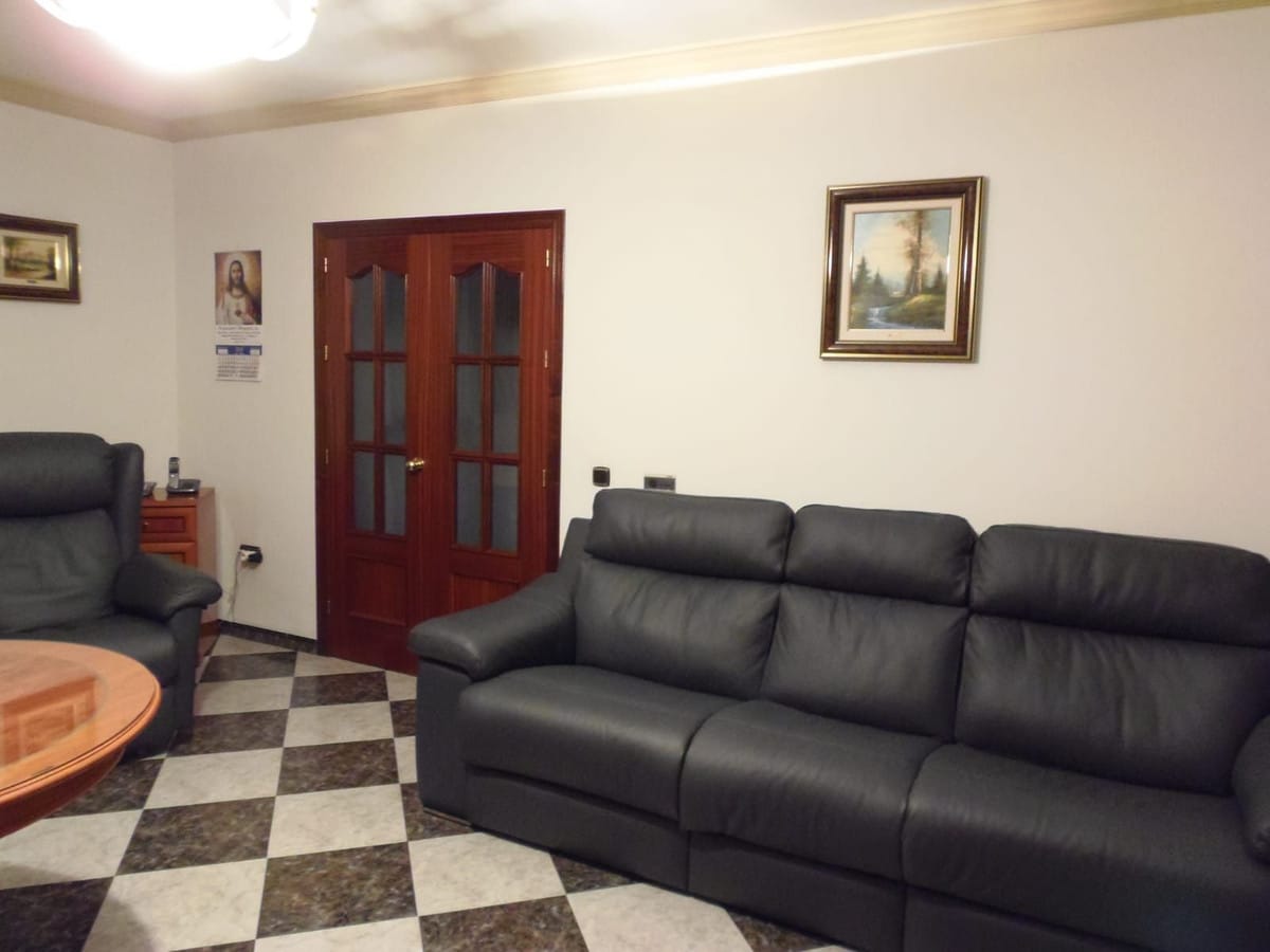 Apartament na sprzedaż w Puerto Banús, Hiszpania E A Bba E Ac Aca B Cdf