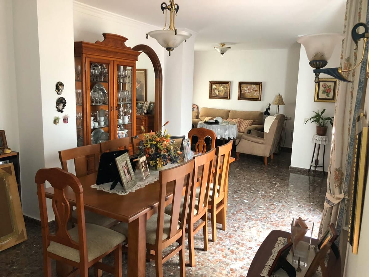 Wyjątkowy dom dostępny w Estepona, Hiszpania E A Bba E Ac Aca B Cdf