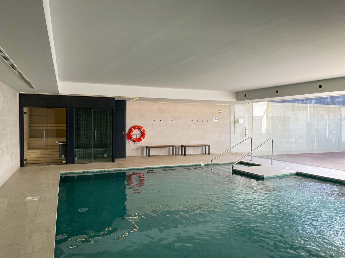 Apartament, Mieszkanie na środkowym piętrze w Torremolinos Hiszpania C C F C B Acb Fd