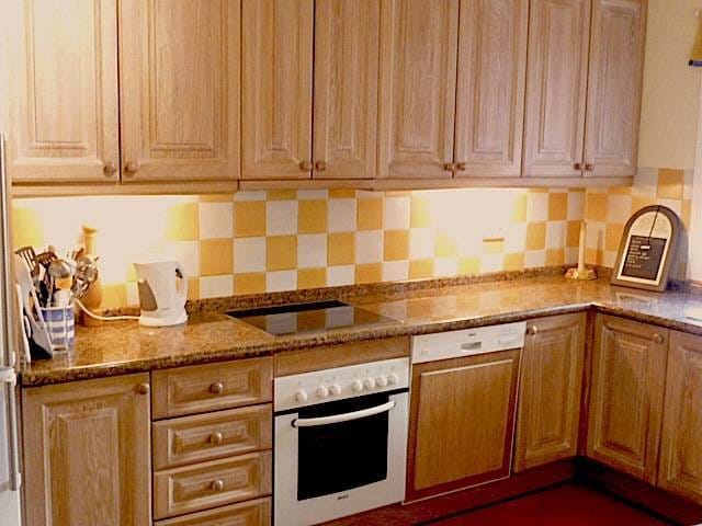 Apartament na parterze na sprzedaż w Monte Halcones Hiszpania D Cee B F Ef F A C E C