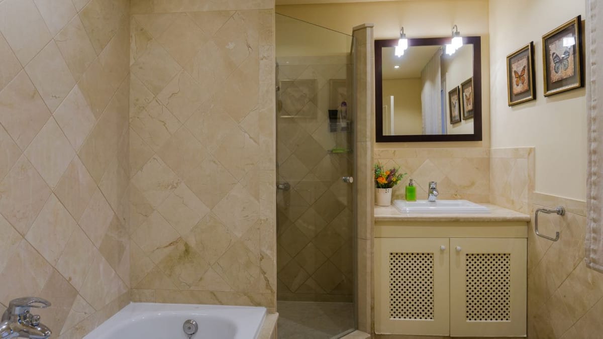 Detached Villa, House in Hacienda Las Chapas Hiszpania D Cee B F Ef F A C E C