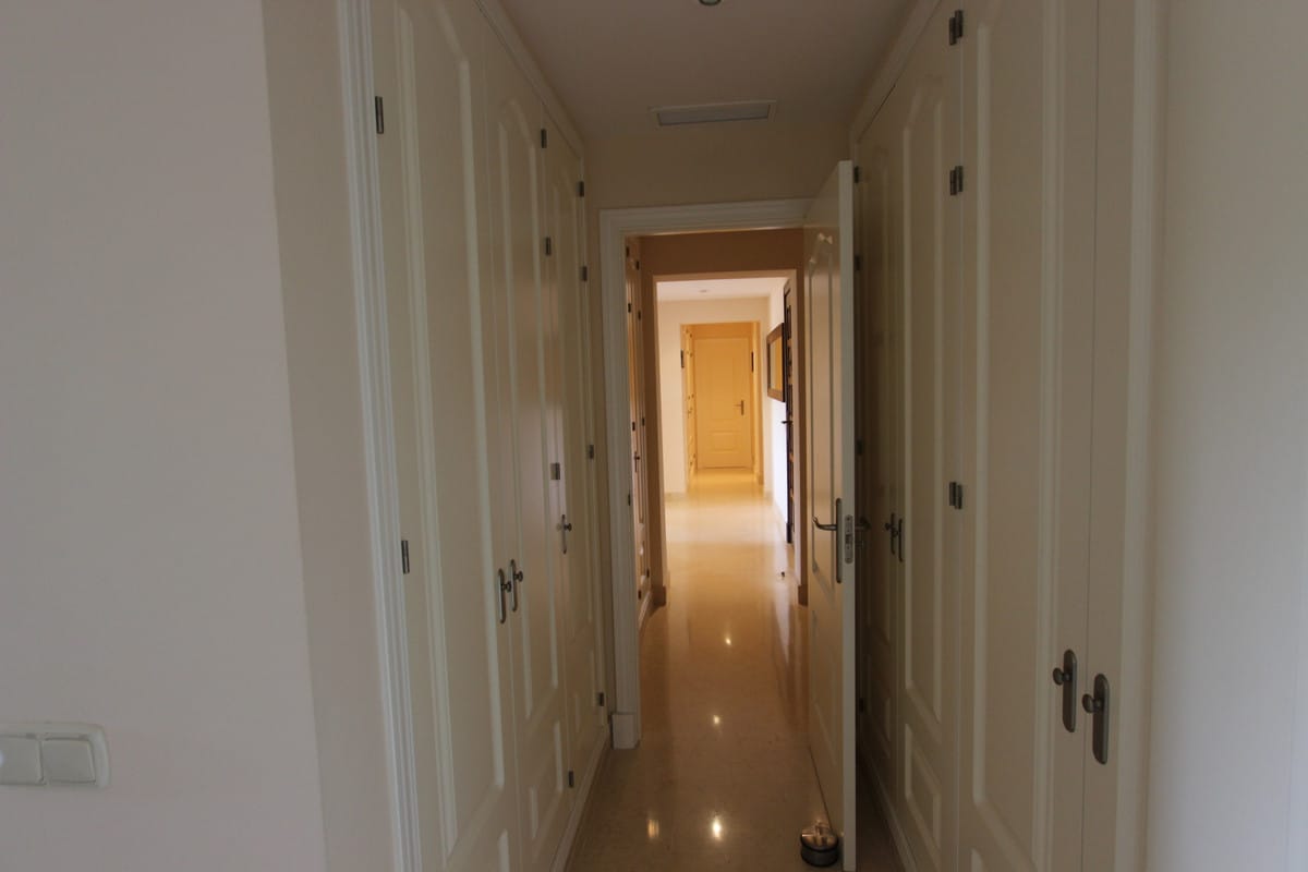 Penthouse w Benahavís, Hiszpania na sprzedaż D Cee B F Ef F A C E C