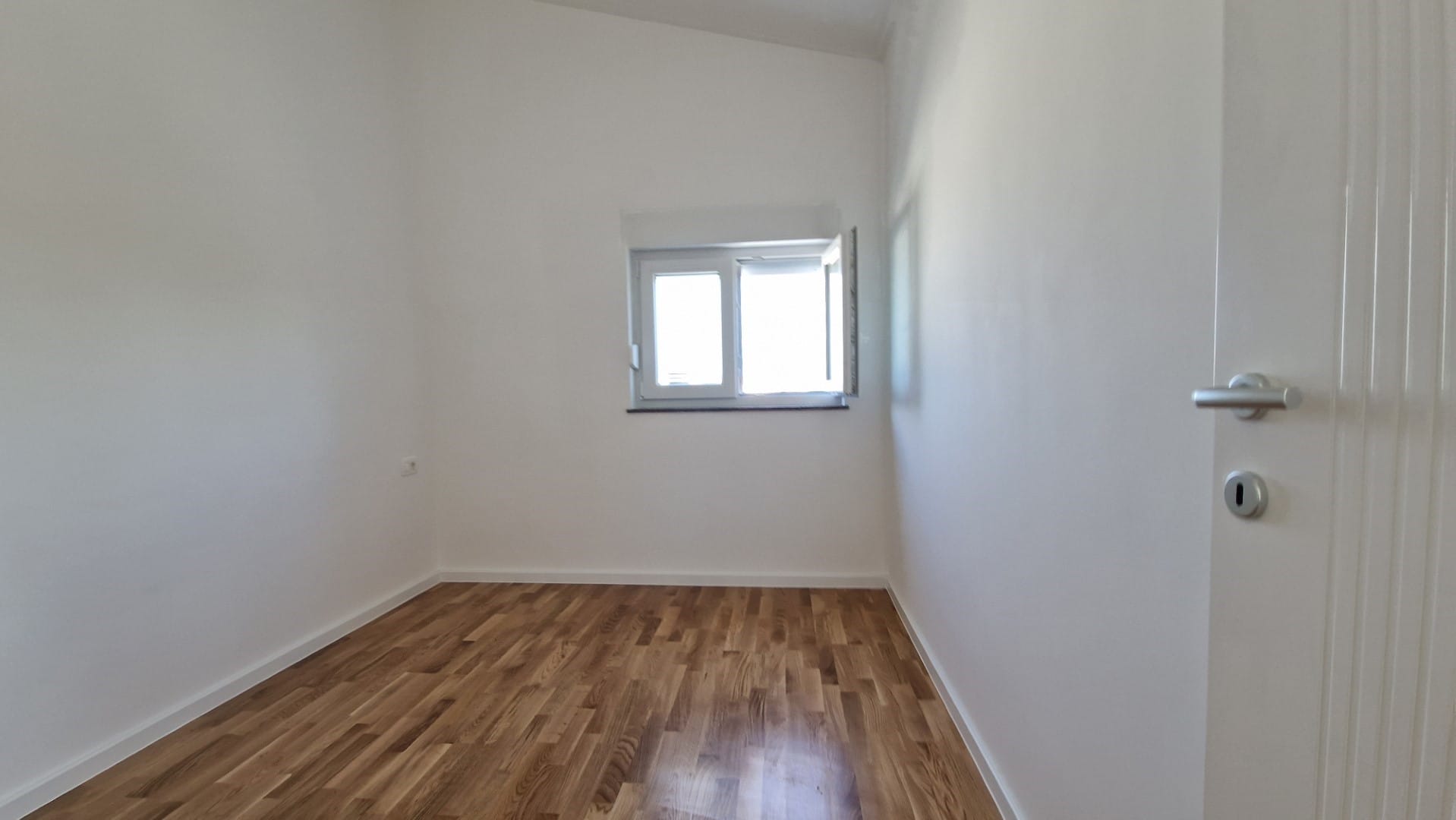 Apartament - 25 m od morza, całkowicie odnowiony, Turanj, 2 piętro A Turanj